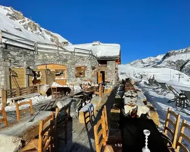 restaurant sur piste Val d'Isère-1